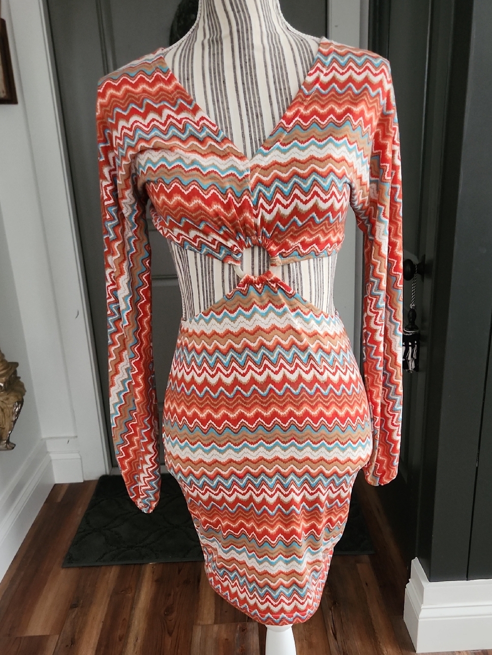 Zigzag Cutout Bodycon Dress in Rust & Teal